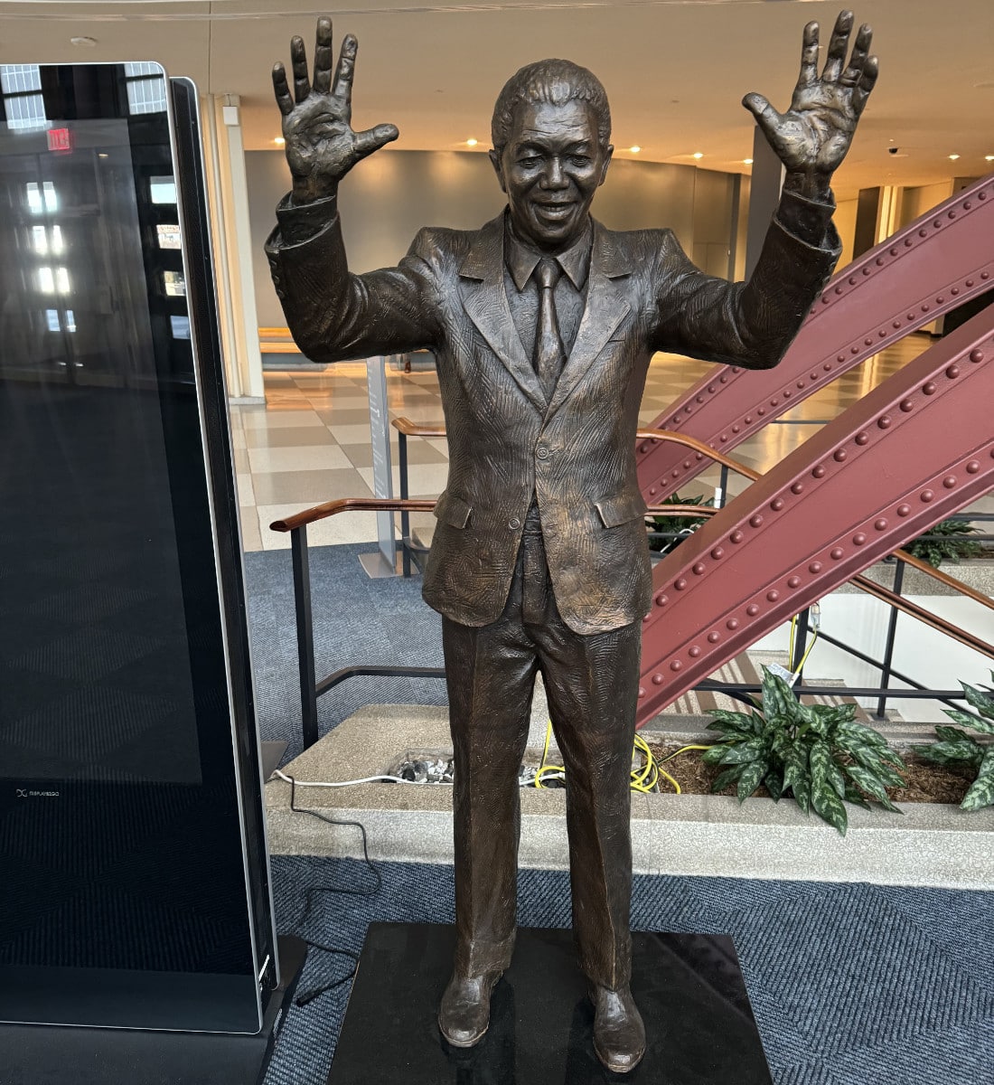 Nelson Mandela's status inside the UN in New York City.